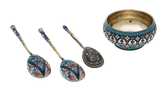 Lot sølv med grubeemalje