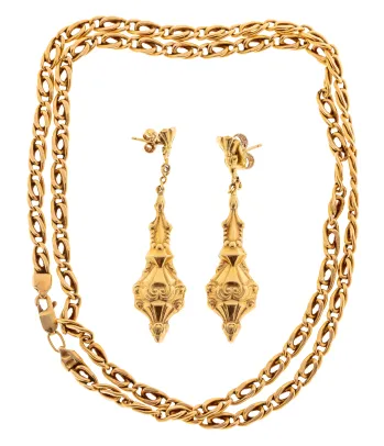 Halskjede og ørepynt