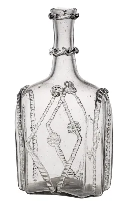 Åttekantet karaffel