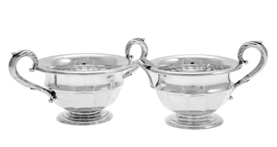 Sukkerkopp og fløtemugge