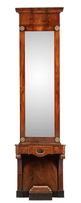 Speil med konsollbord