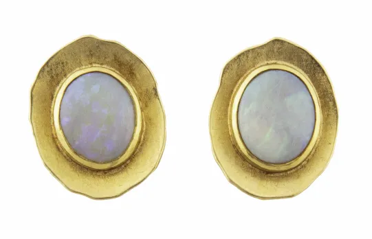 DESIGN ØREPYNT MED OPALER